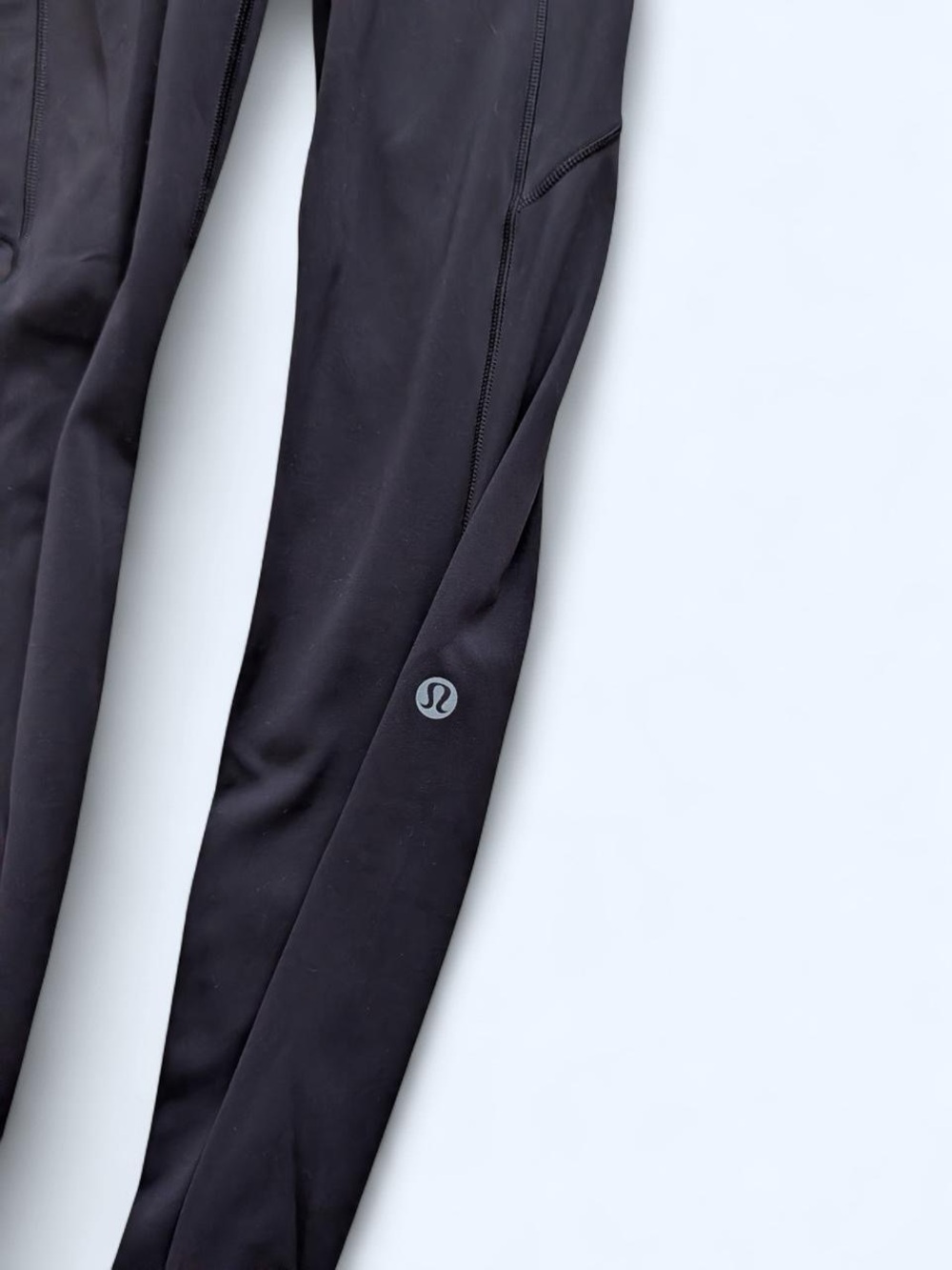 lululemon athletica Black High-Rise Pocket Leggings - Picture 3 of 4